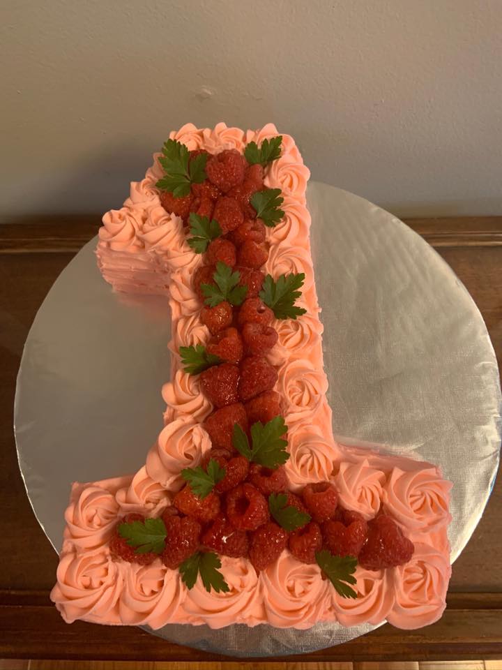 Berry 1-Year Cake