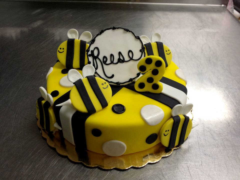 Reese Bee Cake